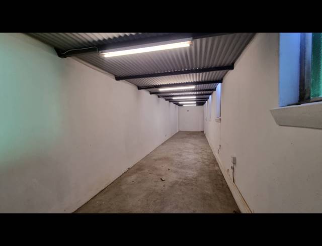 330M² MINI FACTORY FOR SALE IN WOODSTOCK